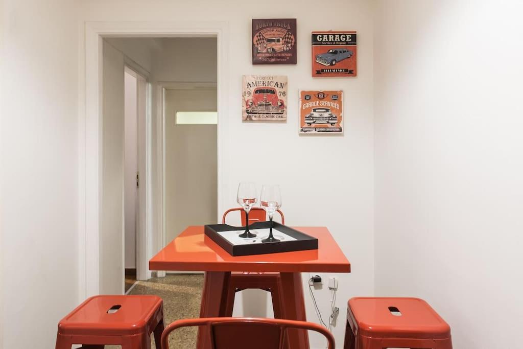 Downtown Athens-Plaka Skoufou Apt/Vaccinatedhost Atenas Exterior foto